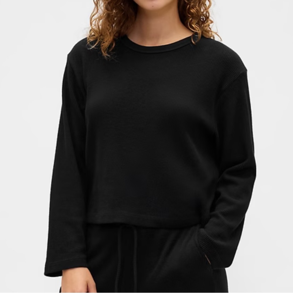 🆕 Gap relaxed waffle knit black pajama lounge long sleeve crew neck shirt